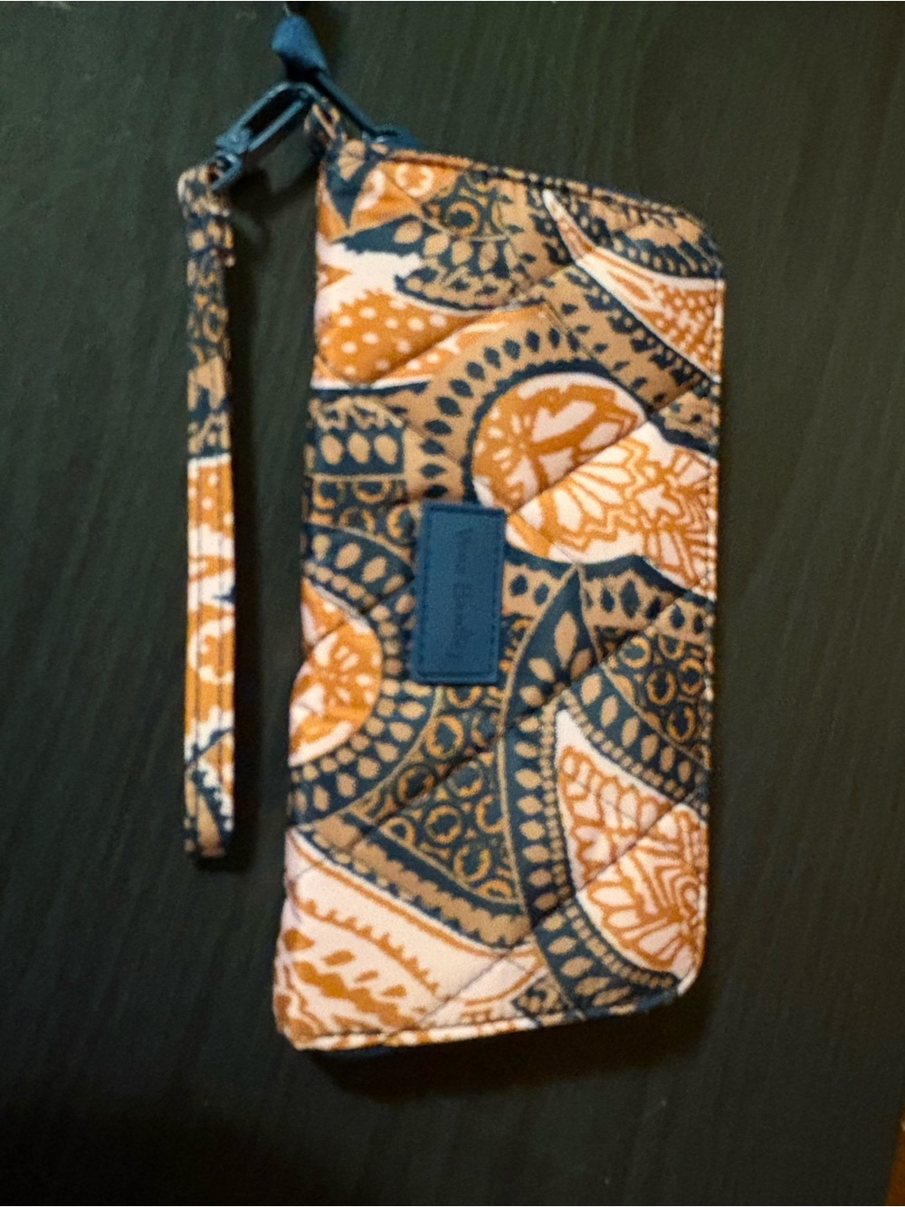 Vera Bradley Quilted Wristlet Phone Case - Navy & Tan Pattern